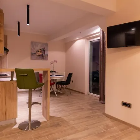 Konukevi Villa Ragusa 4*