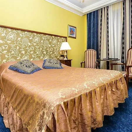 Gasthuis Villa Ragusa 4*